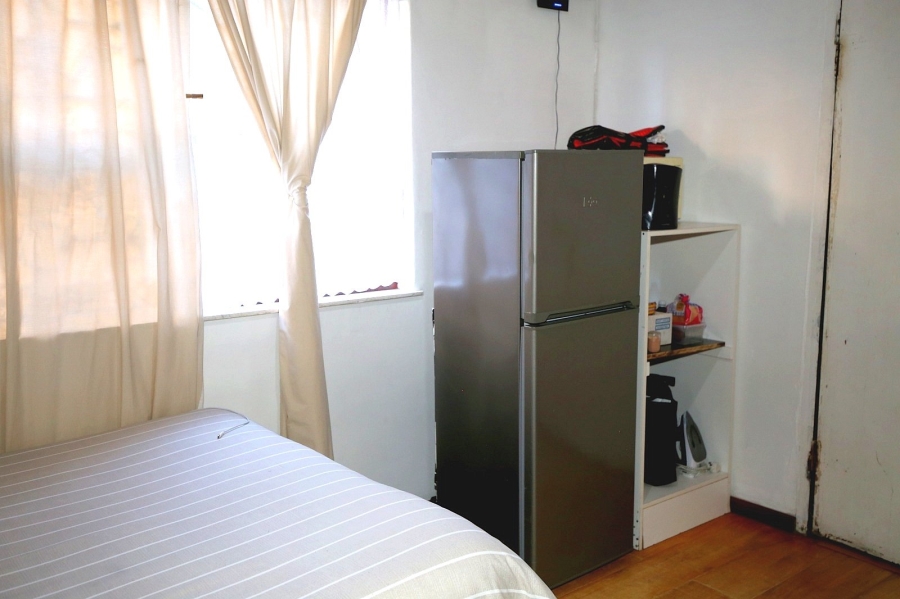 11 Bedroom Property for Sale in Ravensmead Western Cape